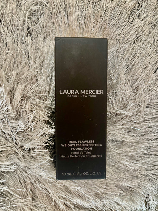 LOWEST PRICE EVER! 1W1 Cashmere Laura Mercier Real Flawless Weightless Perfecting Waterproof Foundation