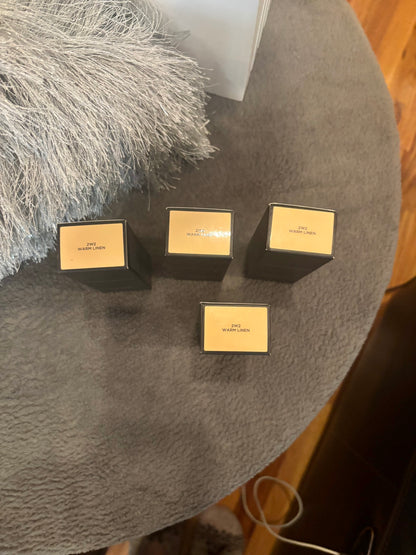 You will never get this FACTORY direct for $28.00, buy now!!!!!2W2 WARM LINEN Laura Mercier Real Flawless Weightless Perfecting Waterproof Foundation