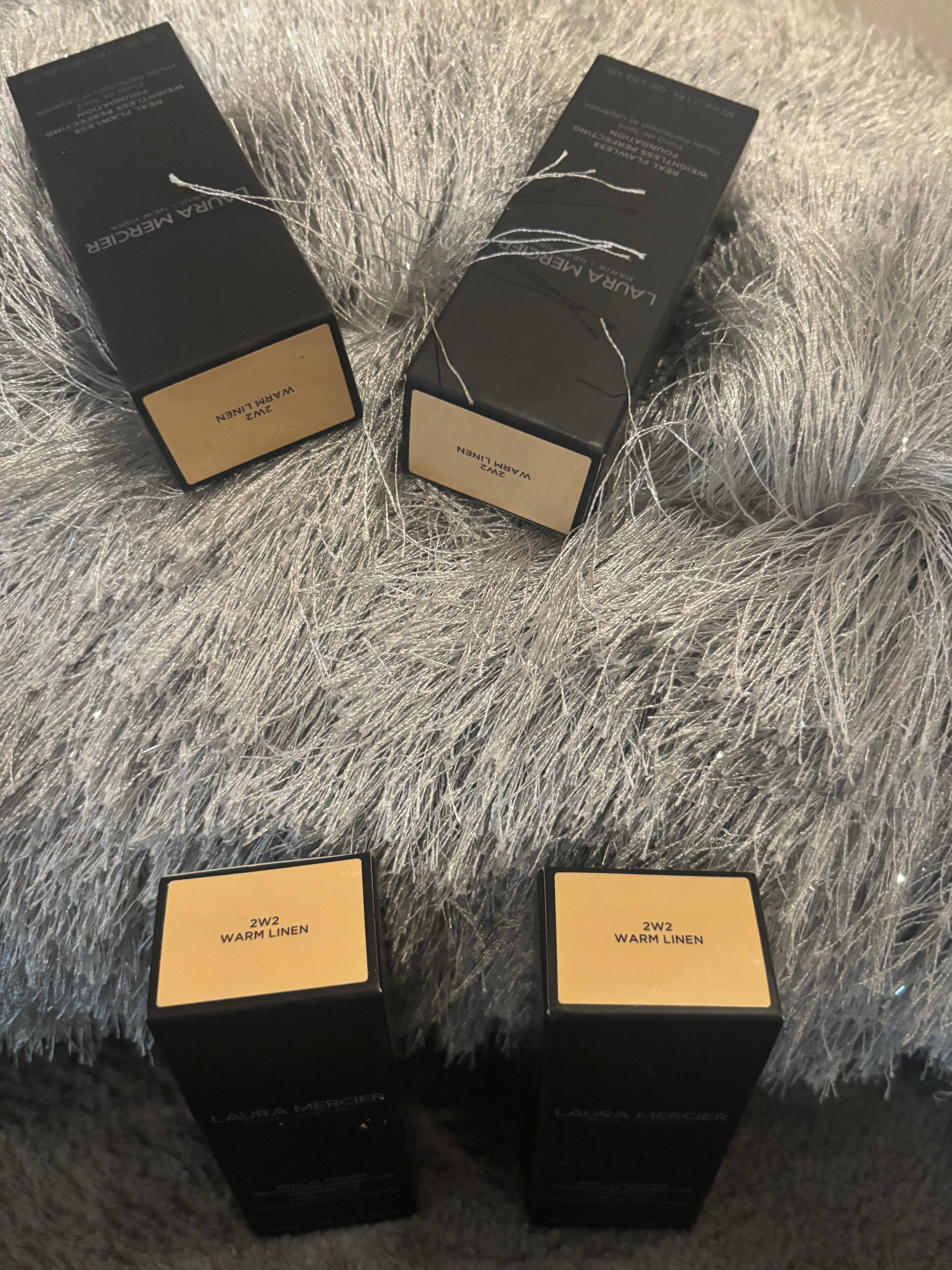 2W2 WARM LINEN Real Flawless Weightless Perfecting Waterproof Foundation
