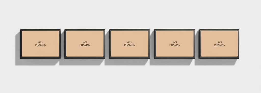 4C1 Praline LAURA MERCIER Real Flawless Weightless Perfecting Foundation