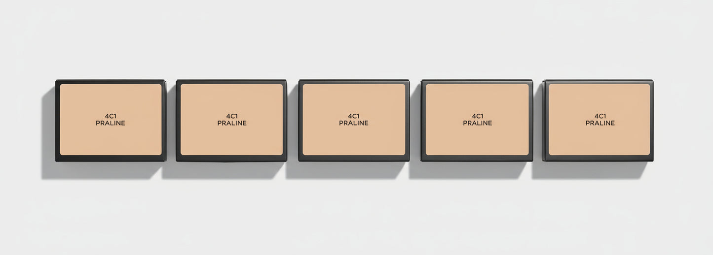 You will never get this FACTORY direct for $28.00, buy now!!!!! 4C1 Praline LAURA MERCIER Real Flawless Weightless Perfecting Foundation